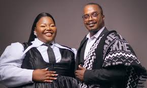 Phumla Music - Iphelele Mayinawe (feat. Xolani Mdlalose)